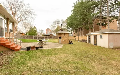 85 Harlow Crescent Toronto ON M9V 2Y8