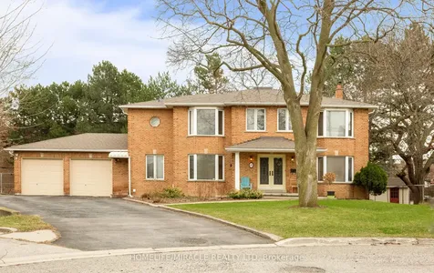 85 Harlow Crescent Toronto ON M9V 2Y8