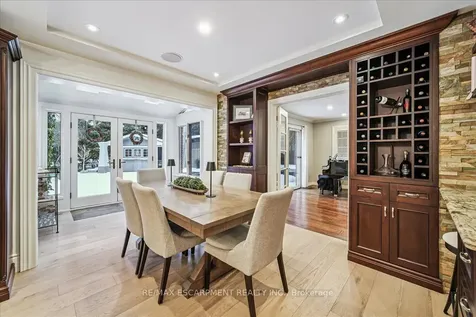2305 Cheverie Street Oakville ON L6J 6C5