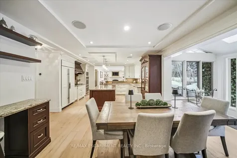2305 Cheverie Street Oakville ON L6J 6C5