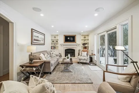 2305 Cheverie Street Oakville ON L6J 6C5