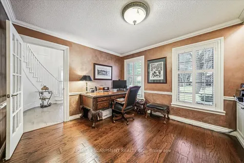 2305 Cheverie Street Oakville ON L6J 6C5