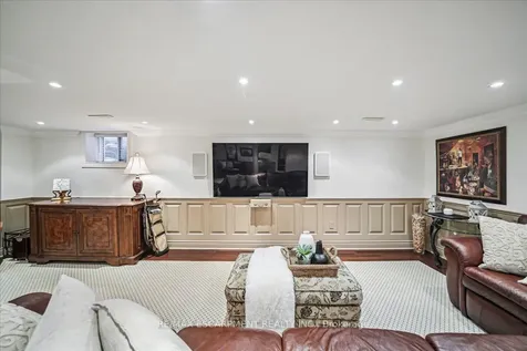 2305 Cheverie Street Oakville ON L6J 6C5