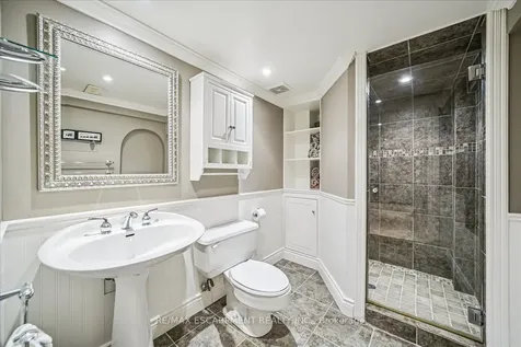 2305 Cheverie Street Oakville ON L6J 6C5