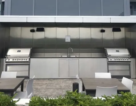 10 Park Lawn Road Toronto ON M8V 0H9