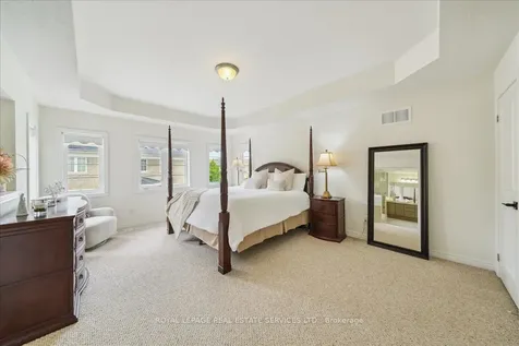 3150 Trailside Drive Oakville ON L6M 0P6