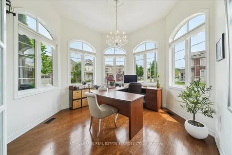 3150 Trailside Drive Oakville ON L6M 0P6