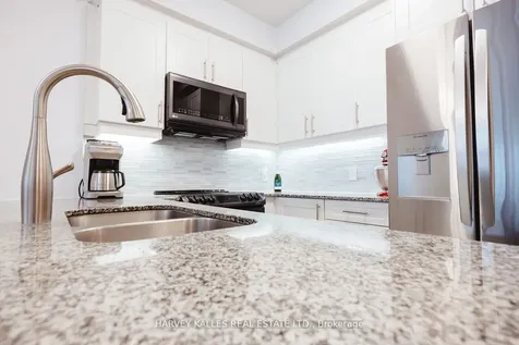 216 Oak Park Boulevard Oakville ON L6H 0K3