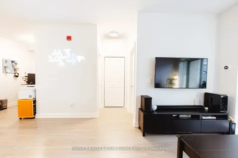 216 Oak Park Boulevard Oakville ON L6H 0K3