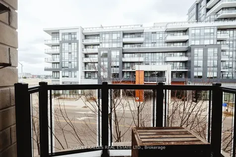 216 Oak Park Boulevard Oakville ON L6H 0K3