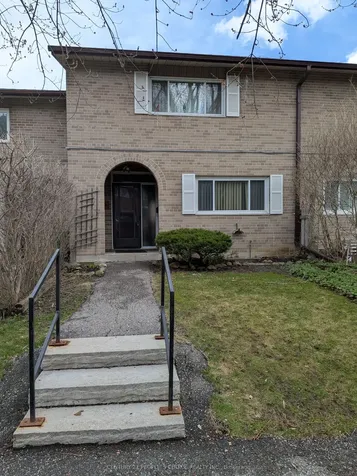 14 London Green Court E Toronto ON M3N 1K2