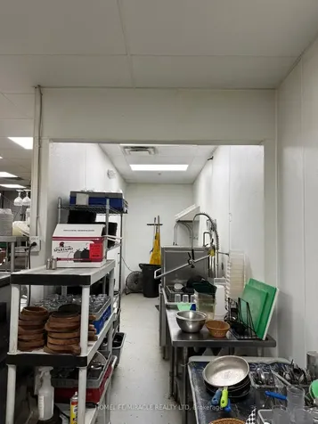 1400 Aimco Boulevard Mississauga ON L4W 4K2