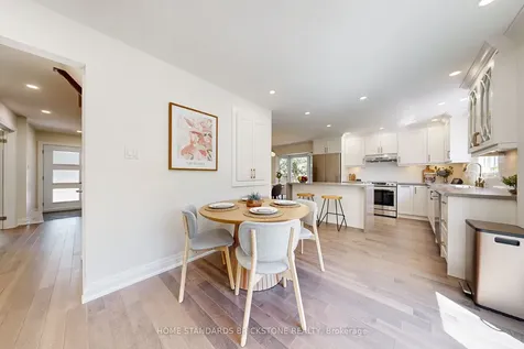 460 Aspen Forest Drive Oakville ON L6J 6H6