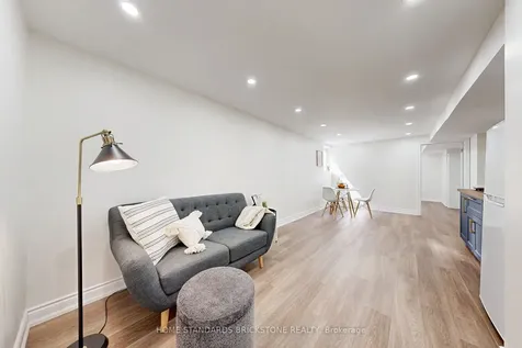 460 Aspen Forest Drive Oakville ON L6J 6H6