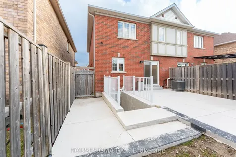 6 Flower Trail Brampton ON L6P 1P3