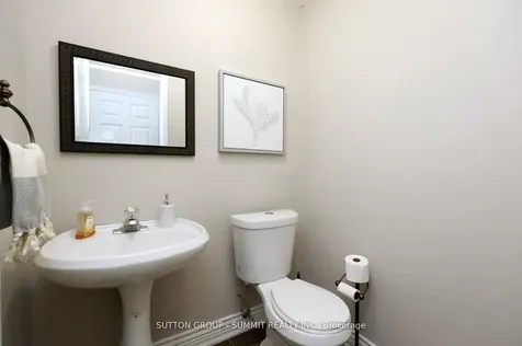 260 Glenashton Drive Oakville ON L6H 6H5