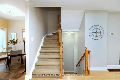 260 Glenashton Drive Oakville ON L6H 6H5