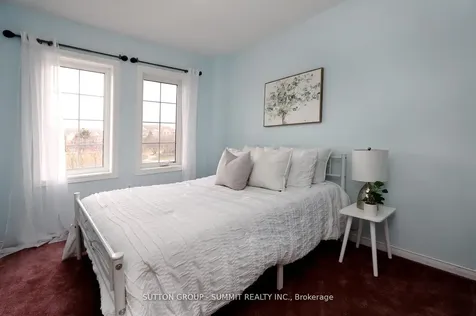 260 Glenashton Drive Oakville ON L6H 6H5