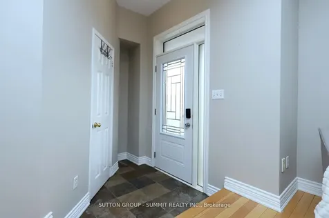 260 Glenashton Drive Oakville ON L6H 6H5