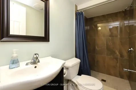 260 Glenashton Drive Oakville ON L6H 6H5