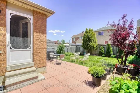 49 Summerdale Crescent Brampton ON L6X 4V9