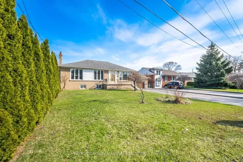 86 Dunbar Road Mississauga ON L5B 1G4