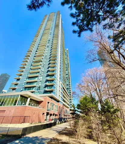 2220 Lakeshore Boulevard Toronto ON M8V 0C1