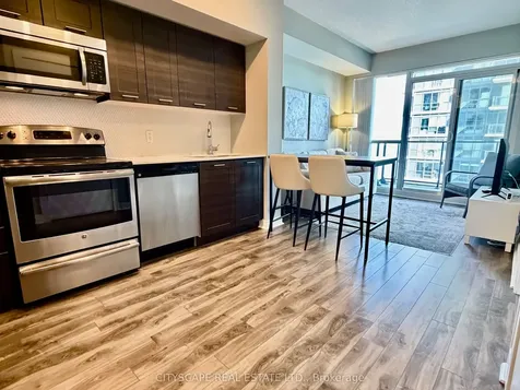 2220 Lakeshore Boulevard Toronto ON M8V 0C1