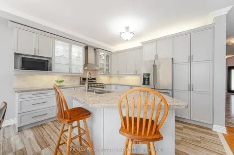 46 Lakefield Road Brampton ON L7A 1W6