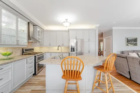 46 Lakefield Road Brampton ON L7A 1W6