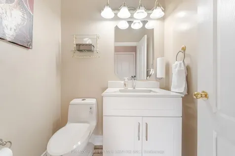 46 Lakefield Road Brampton ON L7A 1W6