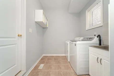 46 Lakefield Road Brampton ON L7A 1W6