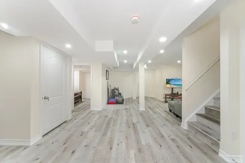 46 Lakefield Road Brampton ON L7A 1W6
