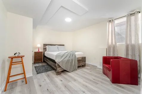 46 Lakefield Road Brampton ON L7A 1W6