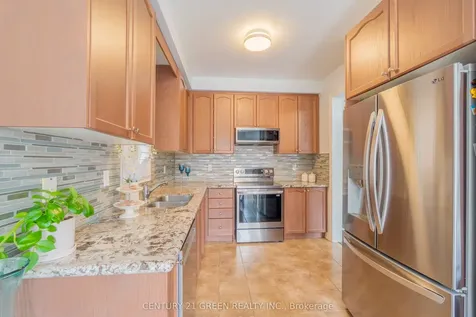 3243 Stoney Crescent Mississauga ON L5M 0V4