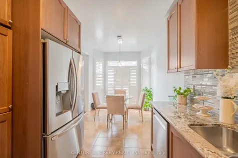 3243 Stoney Crescent Mississauga ON L5M 0V4