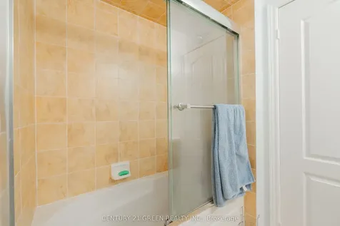 3243 Stoney Crescent Mississauga ON L5M 0V4