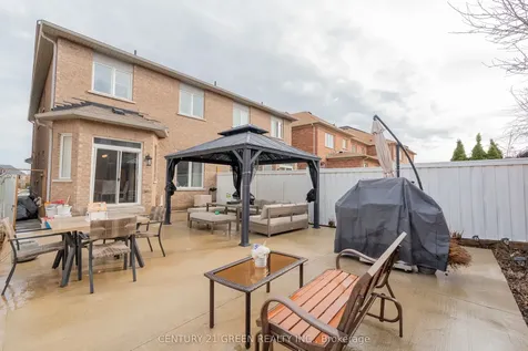 3243 Stoney Crescent Mississauga ON L5M 0V4