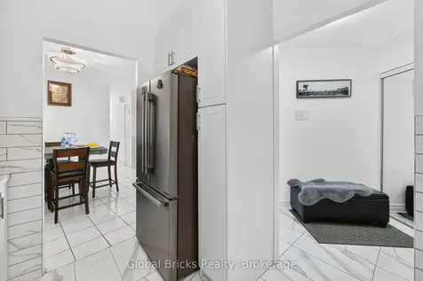 380 Dixon Road Toronto ON M9R 1T3