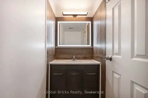 380 Dixon Road Toronto ON M9R 1T3