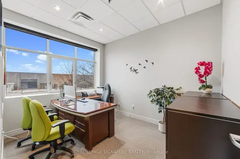330 Bronte Street S Milton ON L9T 7X1