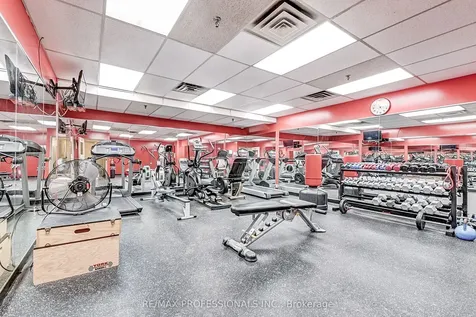 240 Scarlett Road Toronto ON M6N 4X4