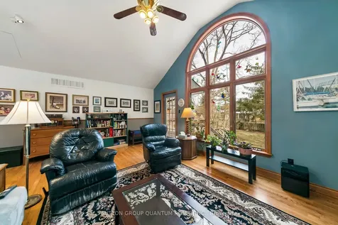 1431 Queen Victoria Avenue Mississauga ON L5H 3H2