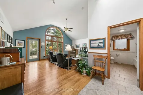 1431 Queen Victoria Avenue Mississauga ON L5H 3H2