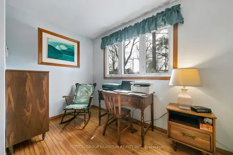 1431 Queen Victoria Avenue Mississauga ON L5H 3H2