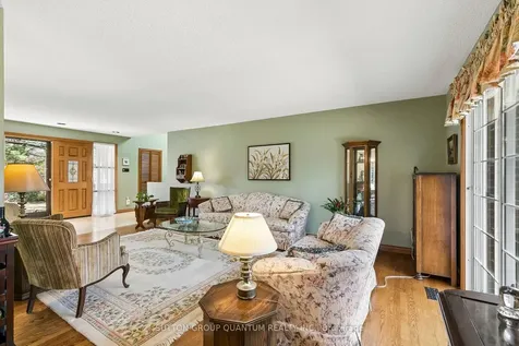 1431 Queen Victoria Avenue Mississauga ON L5H 3H2