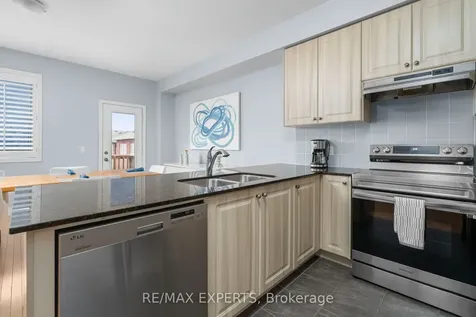 21 Ypres Road Toronto ON M6M 1N9