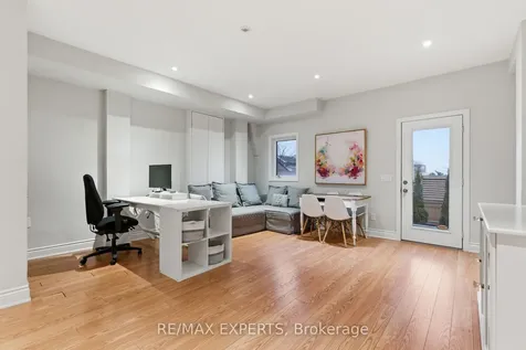 21 Ypres Road Toronto ON M6M 1N9