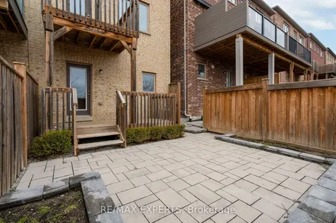 21 Ypres Road Toronto ON M6M 1N9