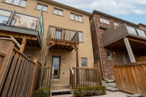21 Ypres Road Toronto ON M6M 1N9